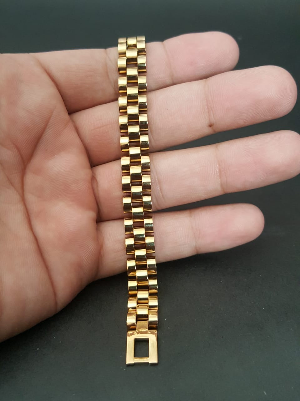 New Trendy Golden Stainless Steel Beautiful Charming Hand Chain Bracelet For Boys & Men